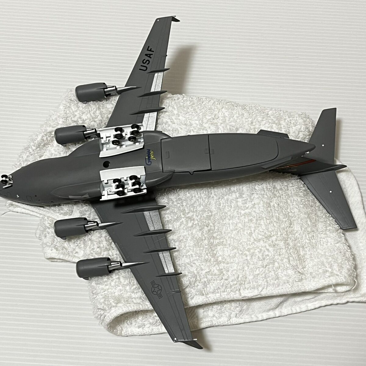 Gemini 1/200 BOEING C-17 GLOBEMASTER III 3 EDWARDS U.S. AIR Gemini 1/200 BOEING C-17 GLOBEMASTER III 3 EDWARDS U.S. AIR