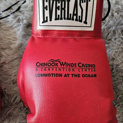 Boxing Gloves Chinook Winds Casino Commotion At The Ocean Red Everlast 14 - Picture 7 of 8