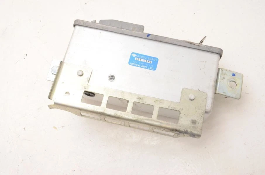 1990-1993 NISSAN 300ZX Z32 ТРАНСФОРМИРУЕМЫЙ ABS МОДУЛЬ 47850 30P01 - Изображение 2 из 4