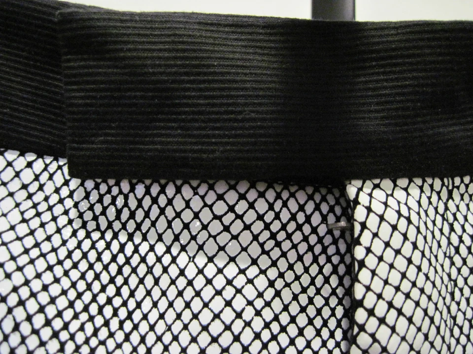 Pantalones Cortos Nanette Lepore Sound Cuero Esmaltado Estampado Animal Talla 6 Foto 3 de 4