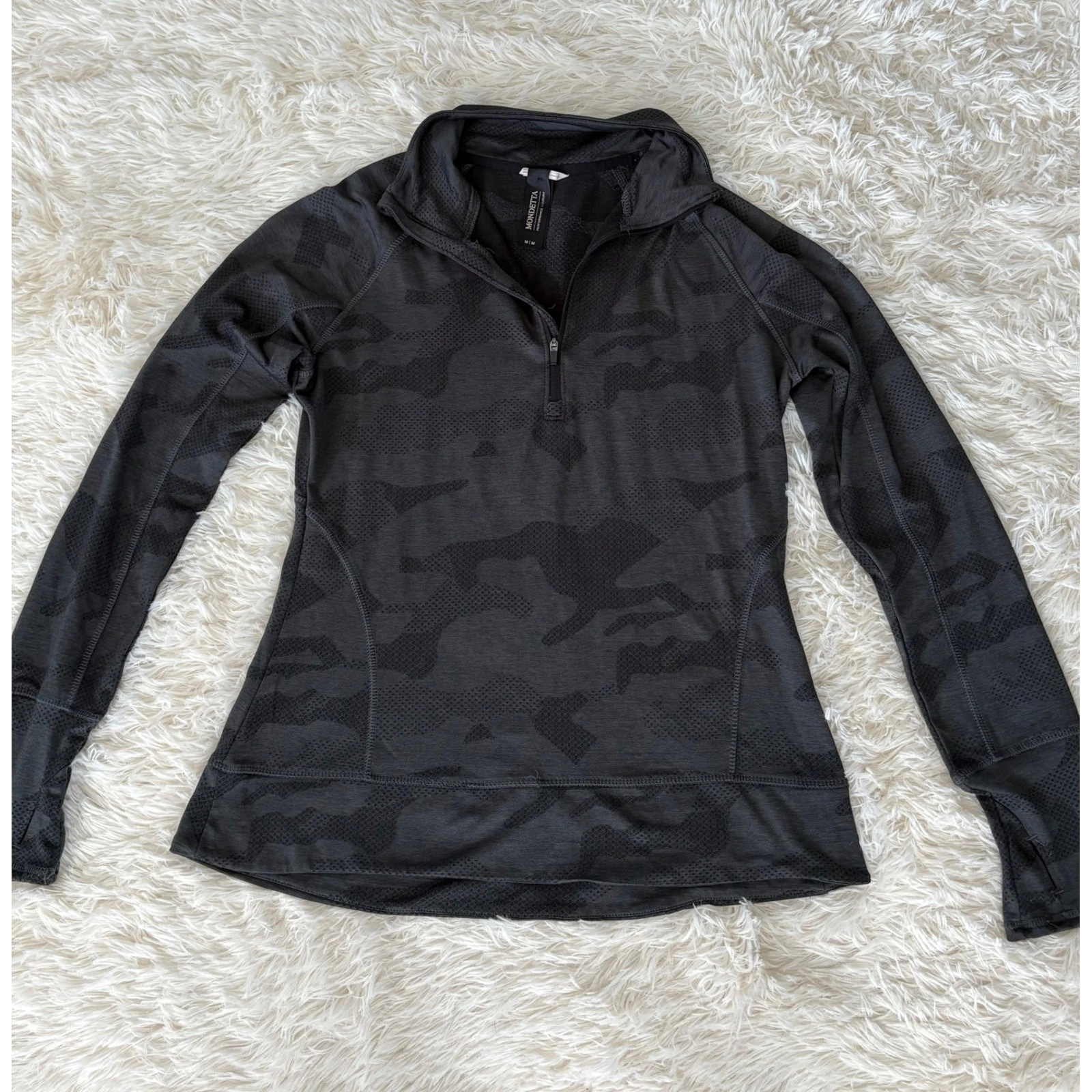 Mondetta Performance Luxury Gray Camo Thumb Hole Half Zip Athletic Top