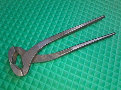 Diamond Calk & Horseshoe Co 8'' Nippers GG08 Farier Tool