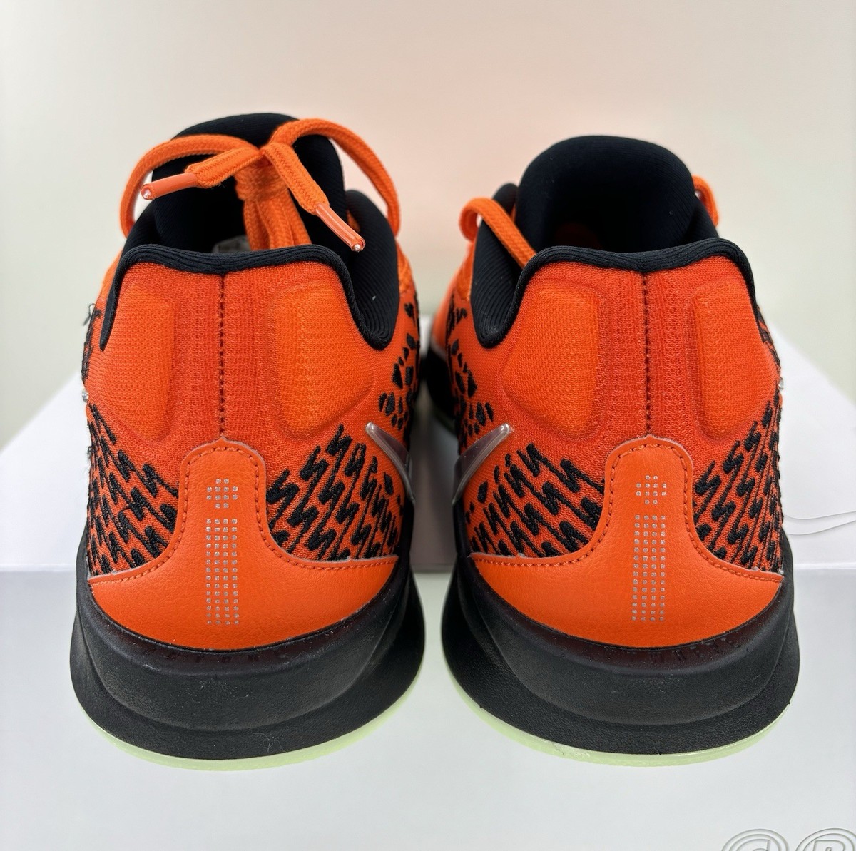NEW NIKE SABRINA 2 WOMENS SIZE 13/ Men's 11.5 Orange RARE BY