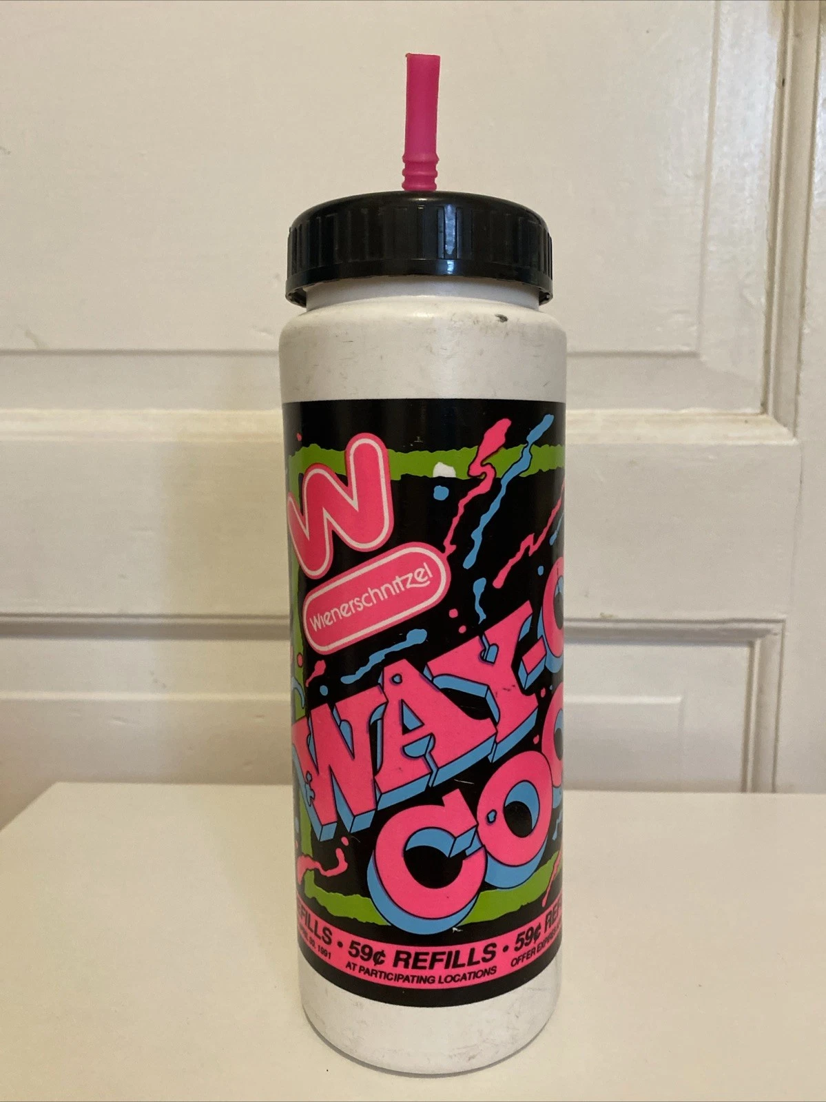 Vintage WIENERSCHNITZEL Way Cool Cooler Bottle 90’s Cup Drink Y2K 59 Cents Pepsi