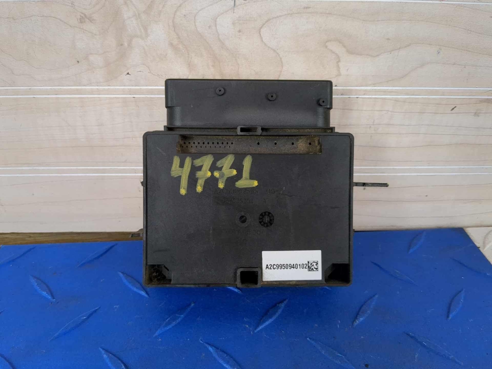2022 Audi R8 Performance - OEM Emergency Brake Control Module 4S0907801 6k Mi