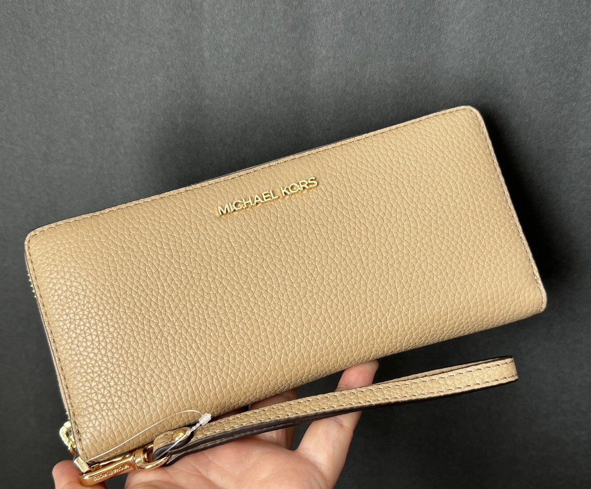 MICHAEL KORS JET SET LARGE CONTINENTAL LEATHER WALLET CAMEL