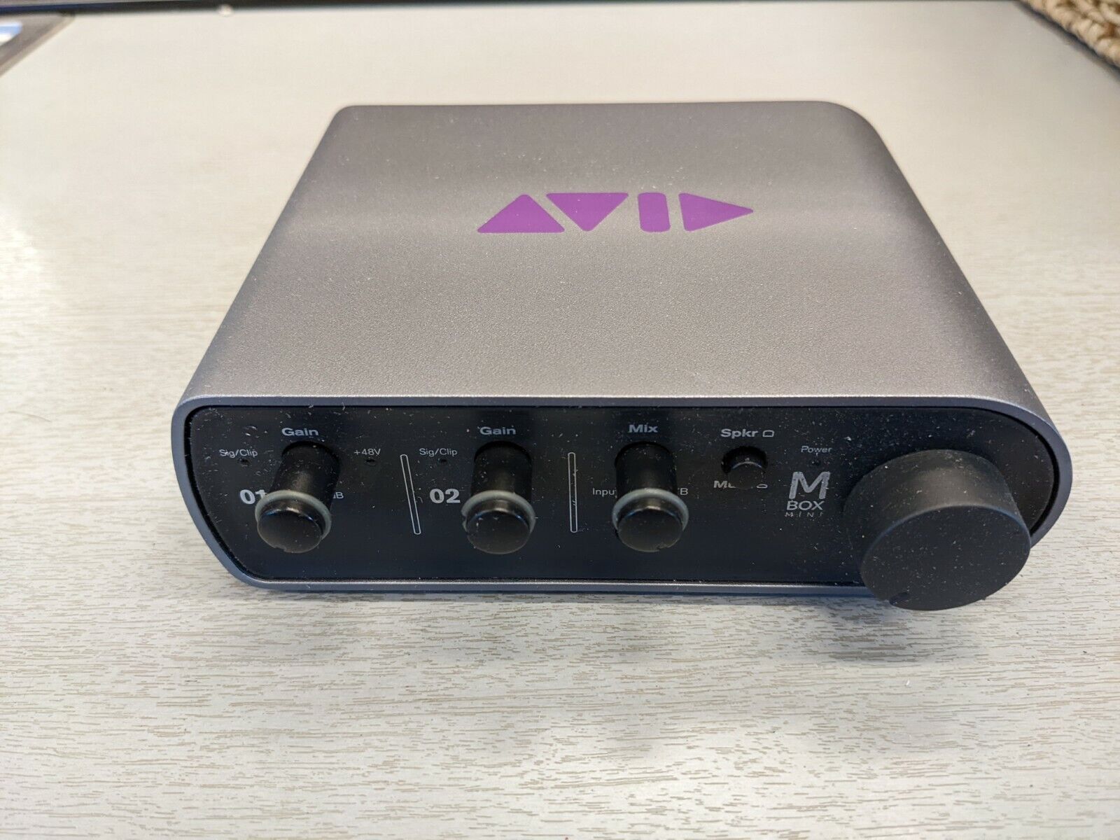 Avid MBox Mini USB Audio Recording Interface 2 x 2 With Pro Tools ...