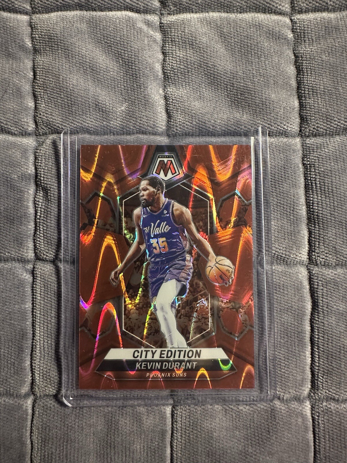 2023-24 Panini Mosaic Kevin Durant #286 City Edition Red Seismic Prizm 20/299