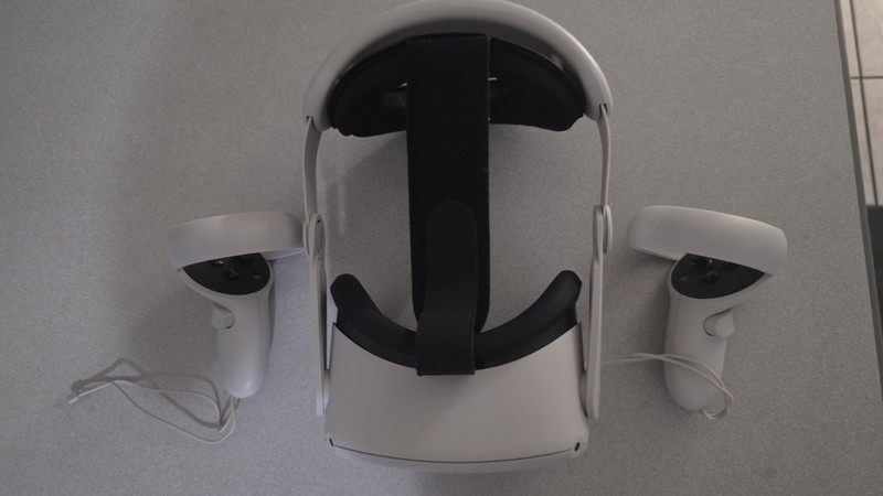 Oculus Quest 2 64GB Standalone VR Headset, White w/ 2 Touch Controllers