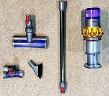 Dyson V15 Detect - Cordless Stick Vacuum Gold In Mint Condition.