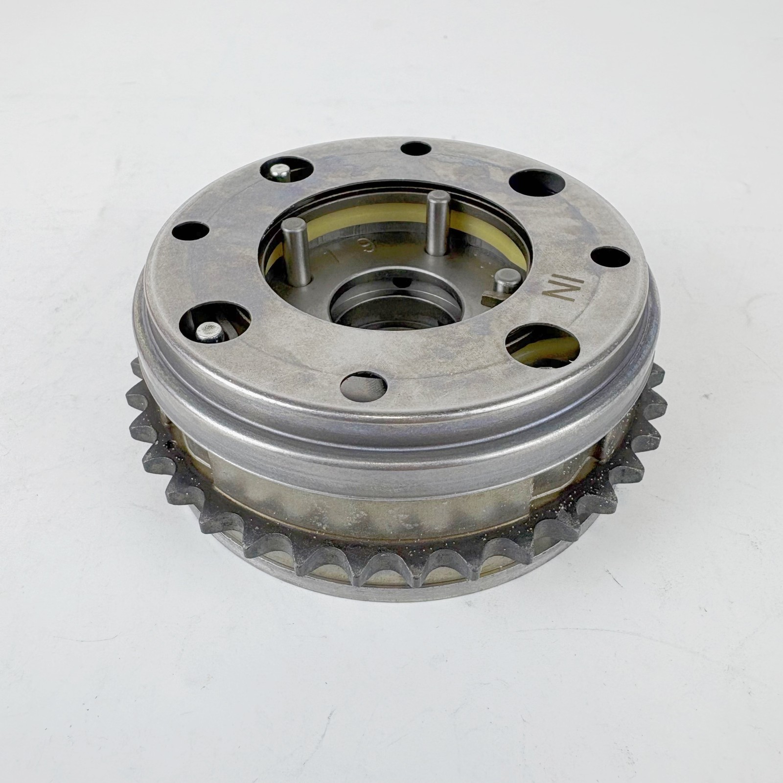 BMW i8 2016-2017 Camshaft sprocket