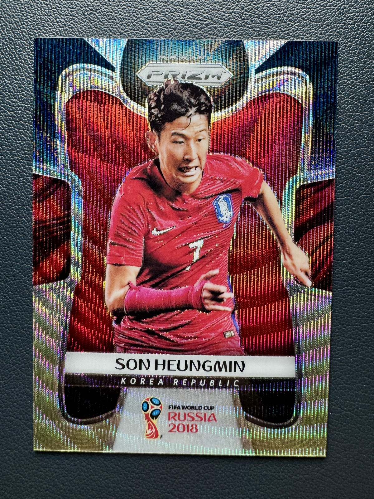 2018 Panini Prizm World Cup Son Heung-min #187 Black GOLD Wave Prizm SSP