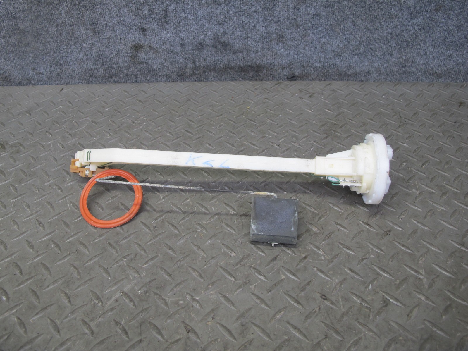 96-99 MERCEDES W140 C140 S600 CL600 FUEL TANK LEVEL SENSOR SENDING UNIT OEM