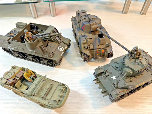 1/32 Unimax & 21st Century WWII lot of 4 models in good condition