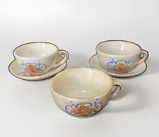 Vintage Ceramic Japan Mini Kids Tea Set Floral Three Cups Two Saucers 5 PCS 1  