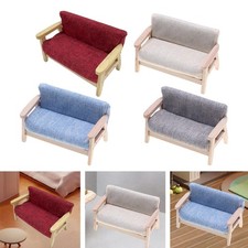 Canapé deux places miniature, fauteuil miniature, accessoires décoratifs et