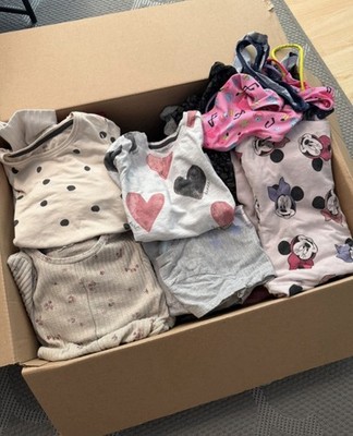 Mädchenpaket Größe 122/128 - 35 Teile Top Zustand