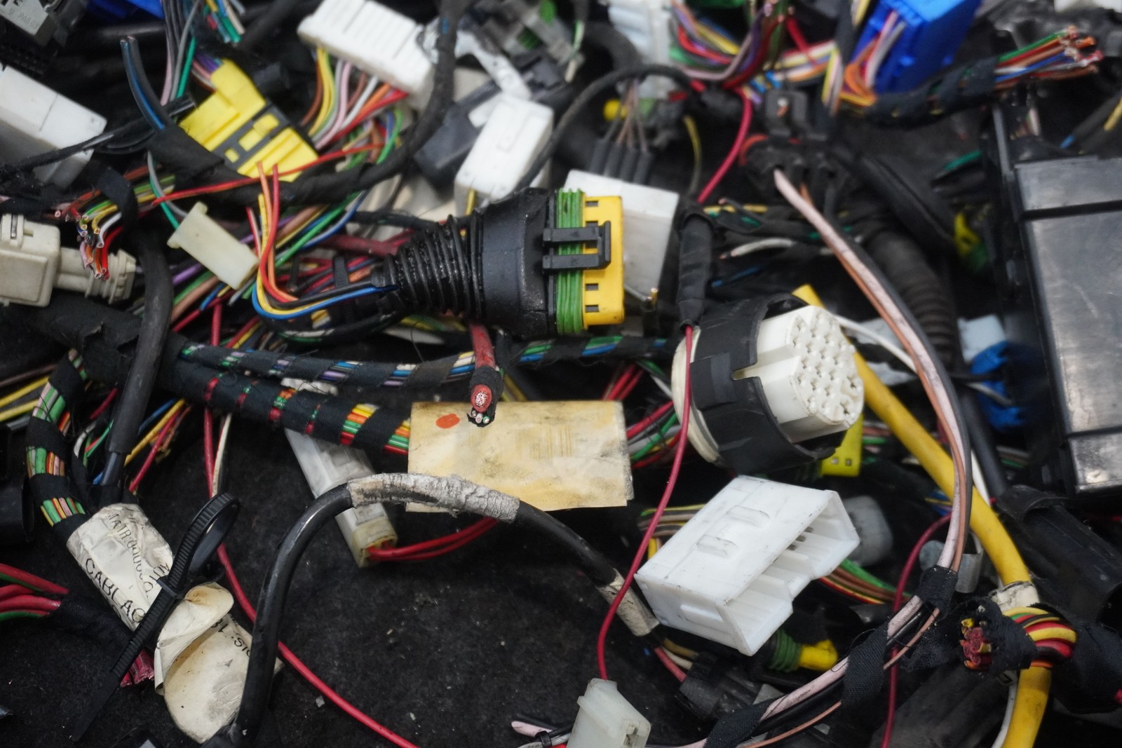 Various Body Wire Harness Pigtail Connector Plugs Relays Ferrari 360 2001 *Note