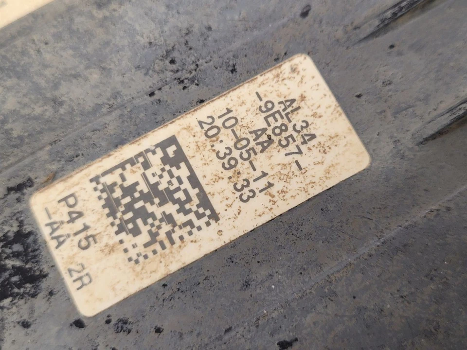 2009 - 2014 FORD F150 Fuel Vapor Canister  Foto 3 de 4