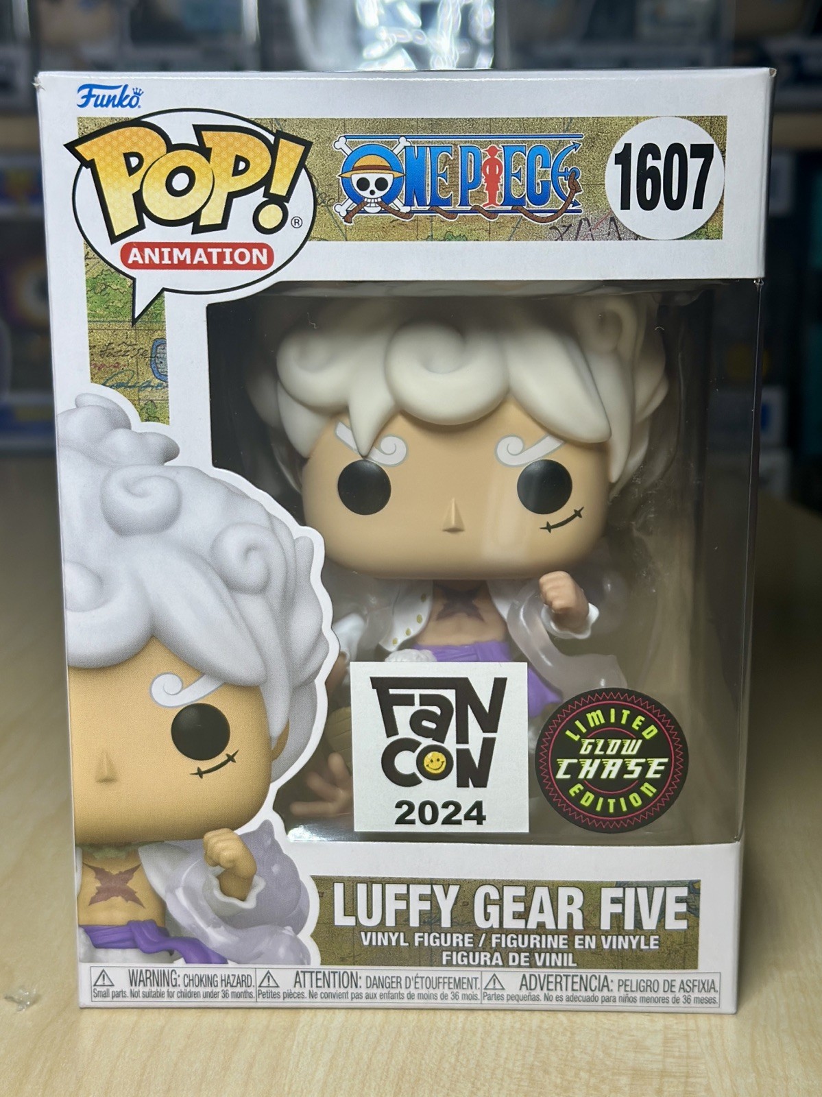 Funko Pop One Piece Luffy Gear Five #1607 GITD FanCon