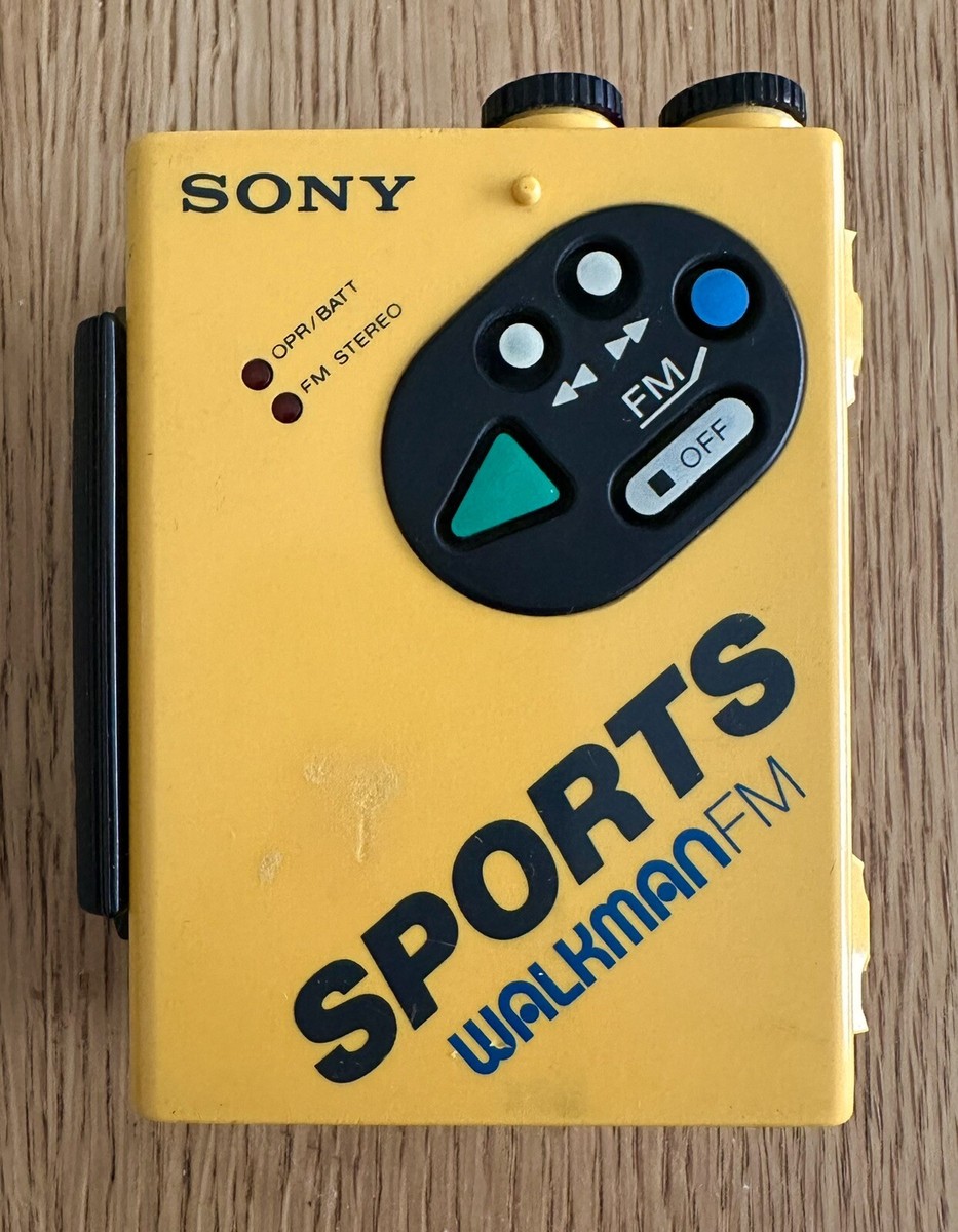 SONY WALKMAN WM-F5 スポーツウォークマン イエロー 整備済 Sony