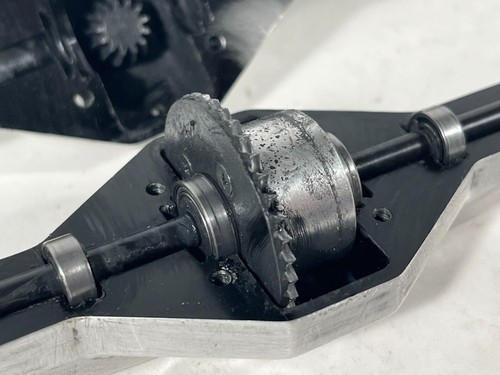 Rare Metal Concepts HD Version Silver Milled Rear Solid Axle Axial Yeti Vanquish - Picture 22 of 24