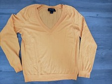 St John Lighylt Weight V Neck Yellow Sweater In Large