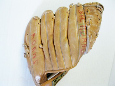 Vintage Baseball Glove/Mitt, Wilson, Paul Blair, De Capri, Model A2620, Korea