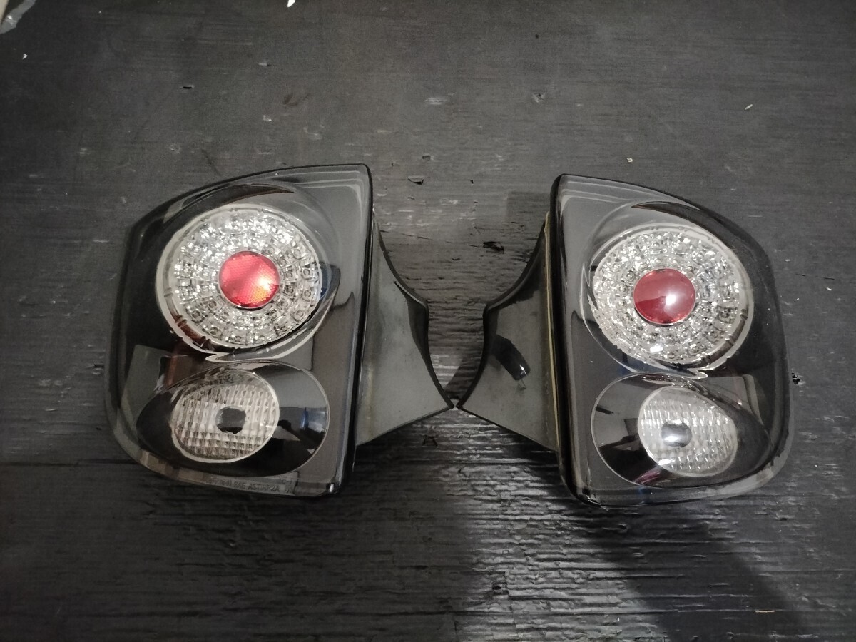 GS2233 のLEDテールランプ Toyota Celica ZZT231 EAGLE EYES LED Tail Lamp Set of 2 Left