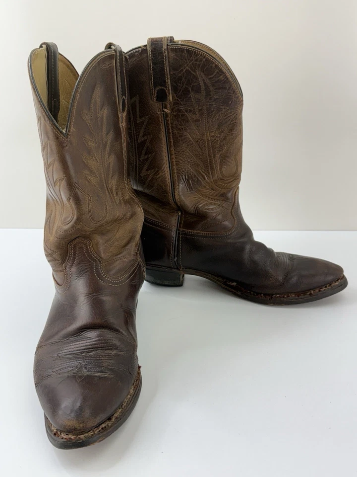 Vintage ARIAT Western Cowboy Boots - Size 8 Made in USA - image 4 of 4