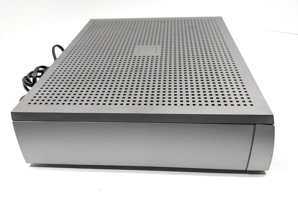 Samsung SIR-T351 OTA Digital TV Set-Top Box/ATSC HDTV Tuner with Remote & Manual - Image 4 of 4