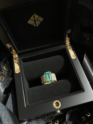 Kat Florence 7.41ct No Oil Emerald & Diamond Ring in 18K Yellow Gold