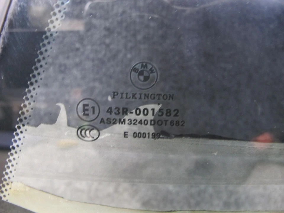 08-13 BMW E88 135i CONVERTIBLE CUARTO TRASERO IZQUIERDO VENTANA CRISTAL OEM Foto 3 de 4