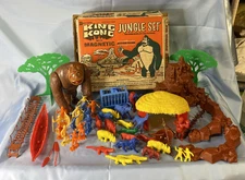 1967 MPC KING KONG PLAYSET TV Show Rankin Bass w/Box Original MULTIPLE TOYMAKERS