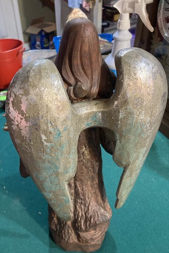 ÁNGEL ESTATUA 14" DE ALTO con GRANDES ALAS PLATEADAS - MUY BONITA - NO ESTOY SEGURO DE LO QUE ES - Imagen 6 de 11