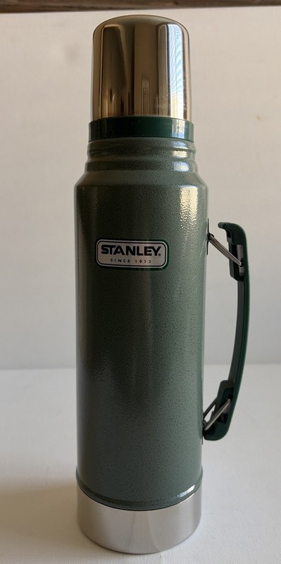 STANLEY The Legendary Classic Stainless 1.1qt Heritage Vacuum Thermos Green NEW!