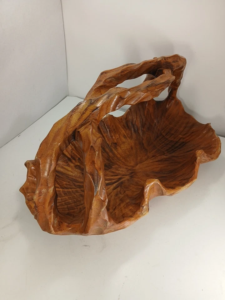 Cuenco de madera de burl tallado a mano brutalista vintage de mediados de siglo con mango 15L x 8w Foto 4 de 4