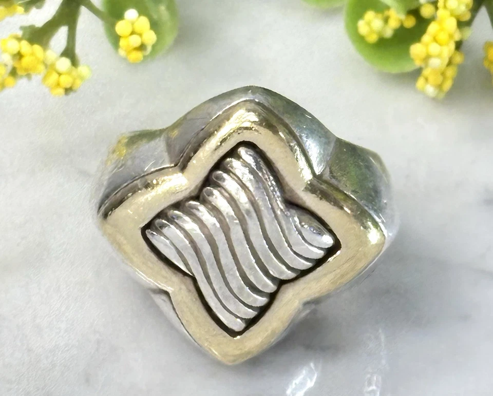 Anillo De Colección David Yurman Cuadrifolio Plata Esterlina 18k YG Acanalado Cúpula Banda Talla 6
