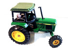 🔥John Deere Collectible Toy Tractor 2755 Approx 7"T x 5.5"W x 8.25D