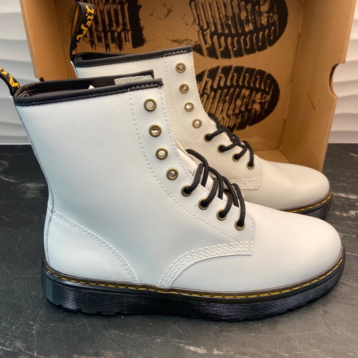Dr. Martens Boots White  men size 9 Leather Zavala Boots Doc Martens Zavala Leather Boots US Size 5 Mens 6.5 white main image 3