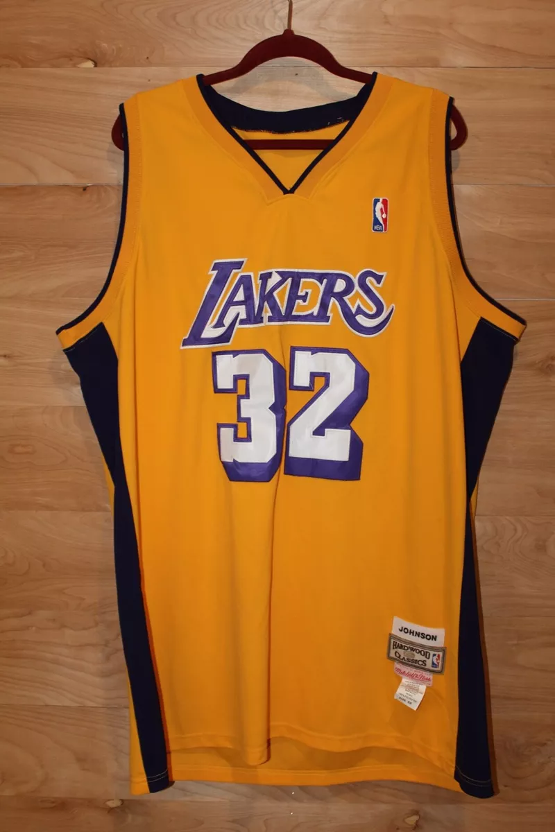 Mitchell & Ness Nba Los Angeles Lakers 'magic Johnson' Swingman Jersey in  Yellow