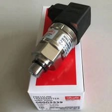 1PC New DANFOSS 060G5539 Pressure Sensors Expedited Shipping