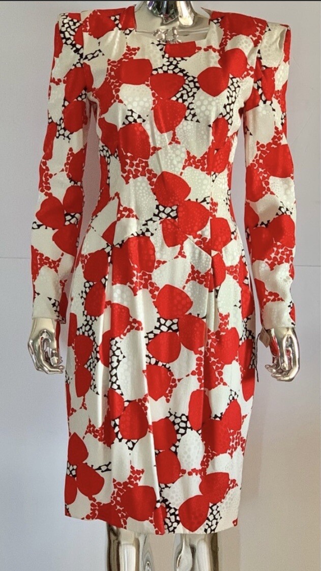 carolina herrera red floral dress Floral-print cotton-blend poplin midi dress - red