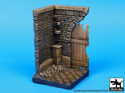 Black Dog 1/35 Corner with Wooden Gate (50mm x 50mm) (Diorama Base kit) D35023