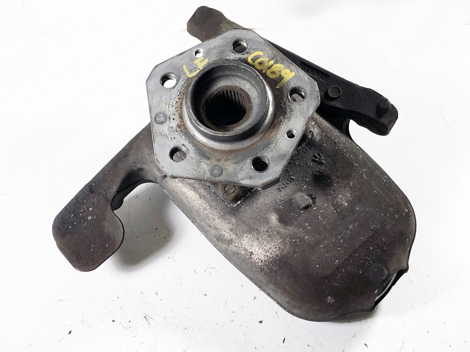 09-13 Maserati Quattroporte M139 Front Left Driver Spindle Knuckle GranTurismo