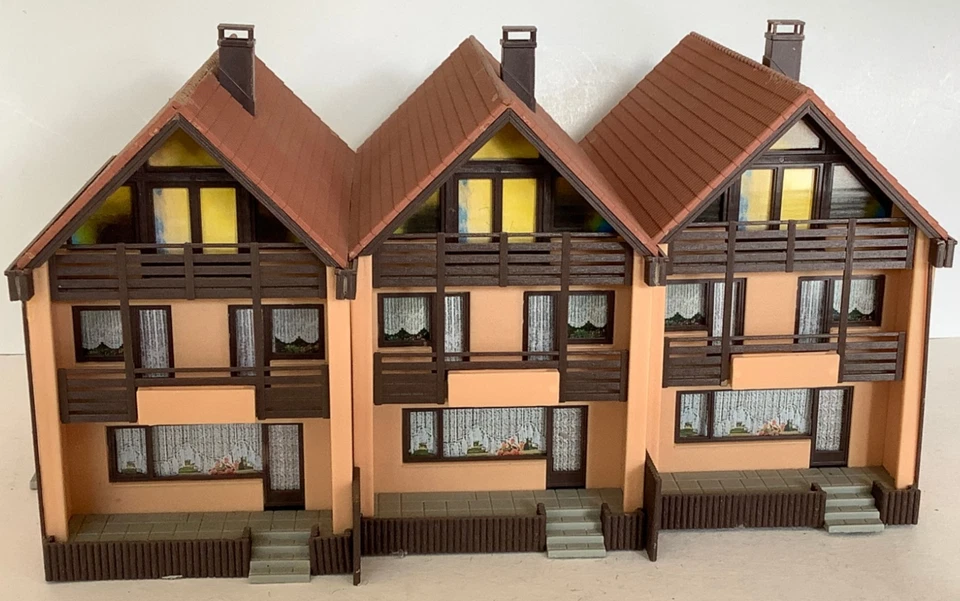 ✅Faller 130399 H0/1:87 Townhouses 3 PCs. (GK87-19FL1) - Image 2 of 4