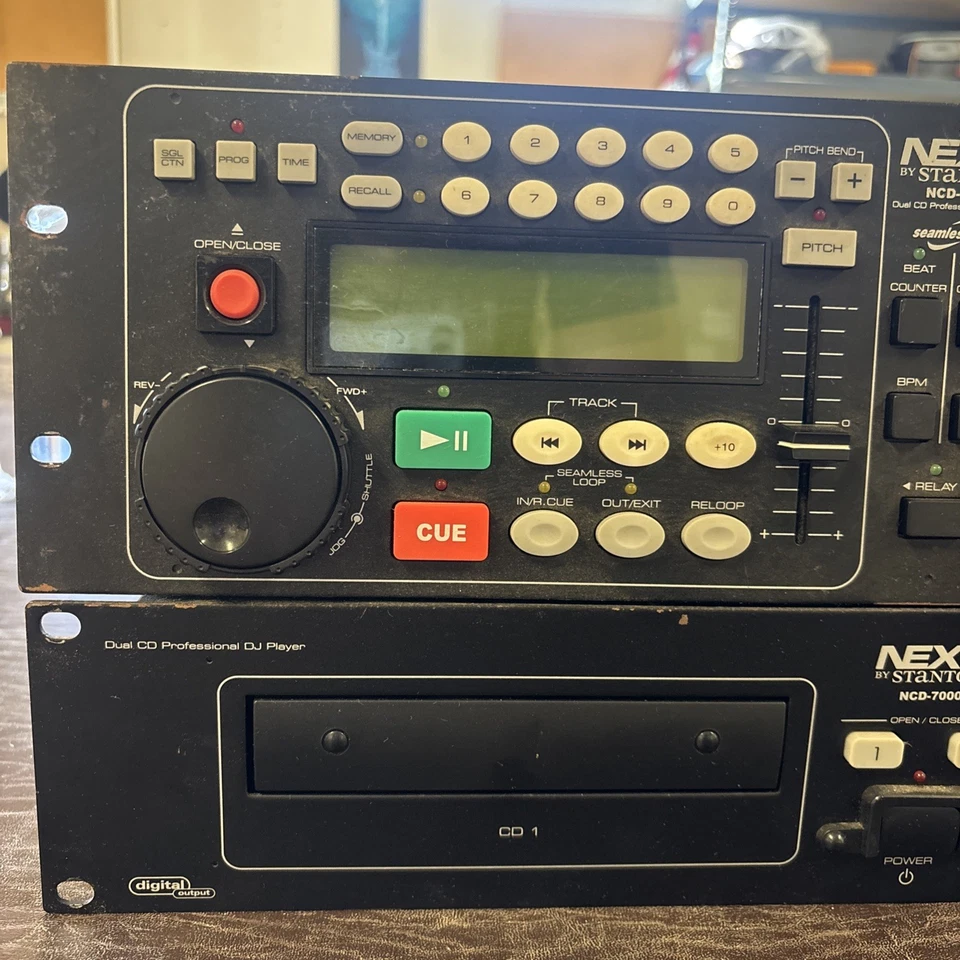 Stanton NCD-7000 DJ Dual CD Player & Remote Unit AS IS Partially Working READ - Image 2 of 4