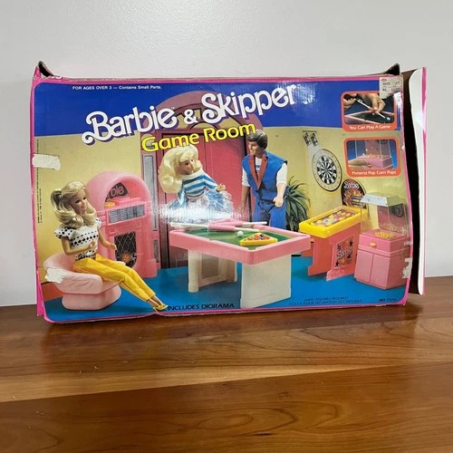 Vintage Barbie & Skipper Game Room Playset Mattel 7770 Pink Pool Table 1980s