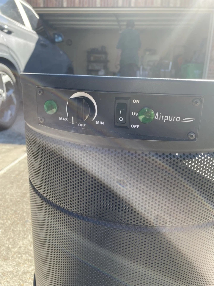 Purificador de aire humo tabaco Airpura T600 DLX negro  Foto 2 de 4