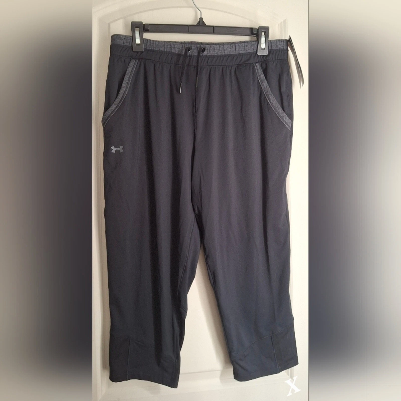 Nwt Under Armour Womens Pants Black M Capri Athletic Loose Heat Gear Poly 8/10